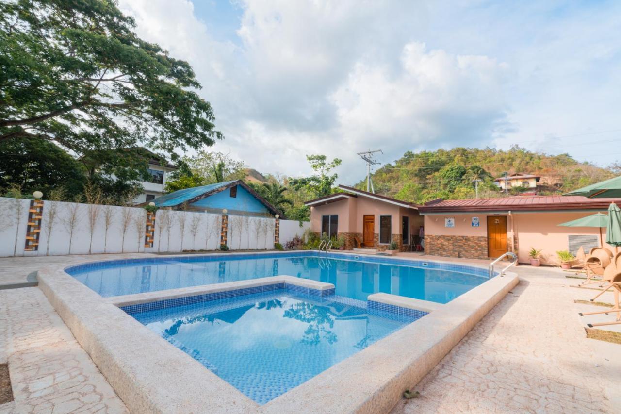 Island Wanderers Inn Coron Exterior foto